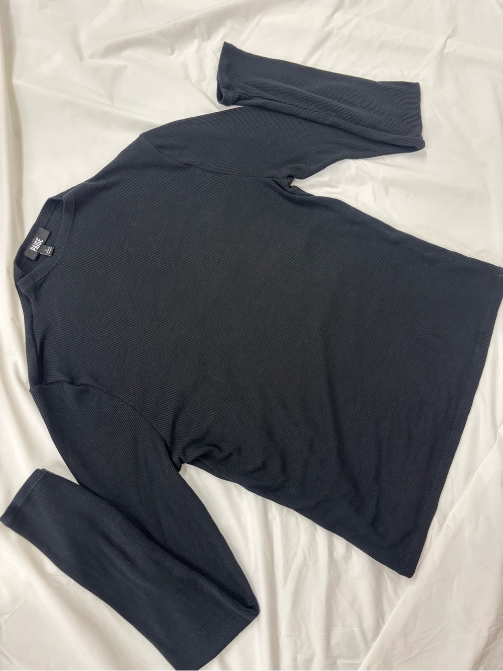 PAIGE Black Ribbed Crewneck Long-Sleeve Shirt | Large